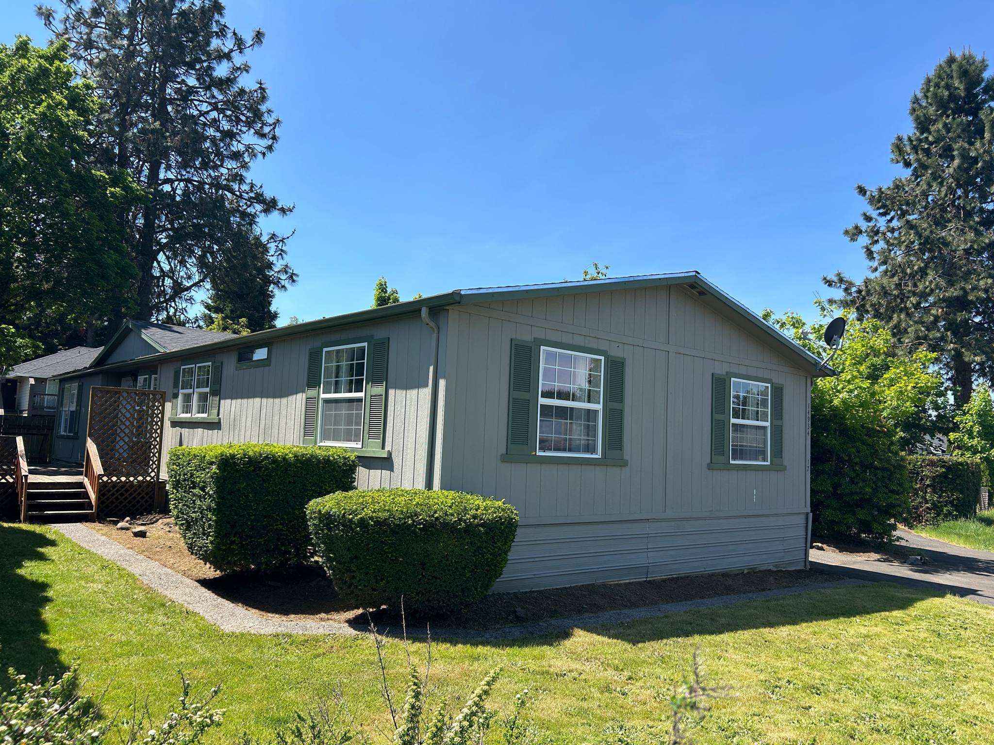 mobile home for sale in an all-age park in clackamas oregon